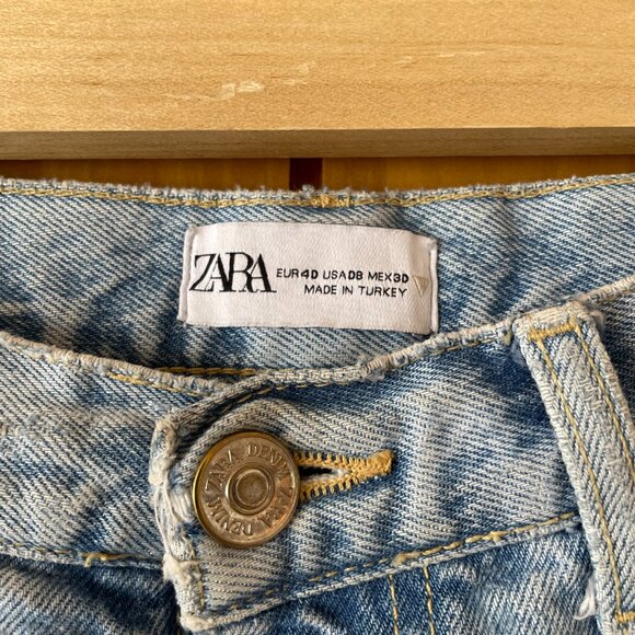 Zara High Waisted Baggy Denim Size 8 - Picture 2 of 6